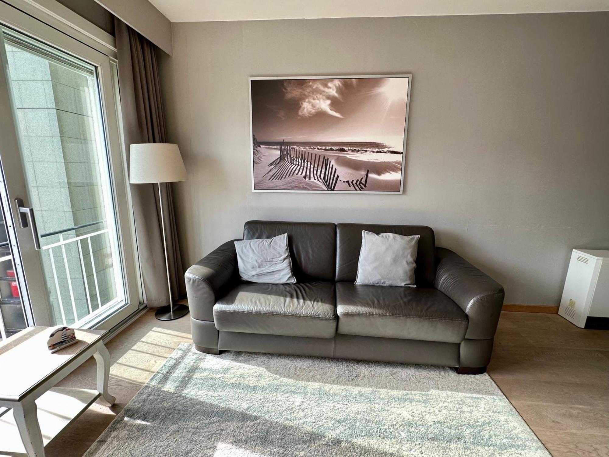 Charming Apartment Direct Access Beach Бланкенберге Экстерьер фото